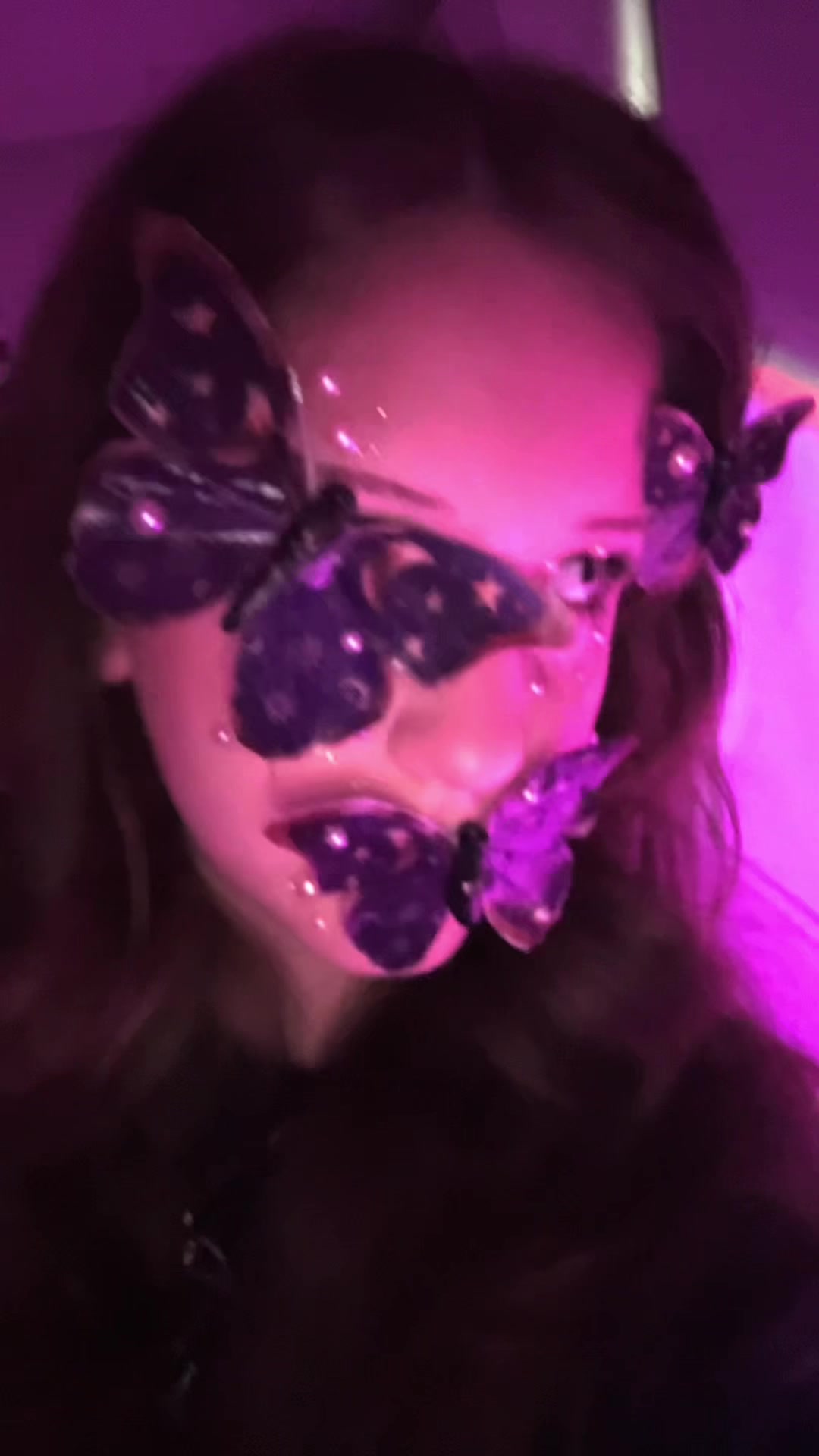 @norahdoesmakeup