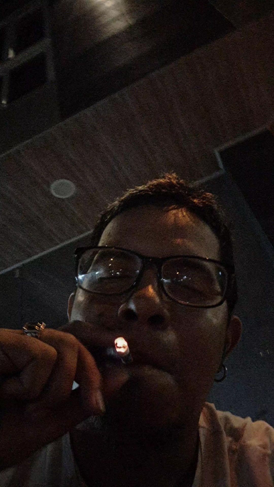 @Elflako