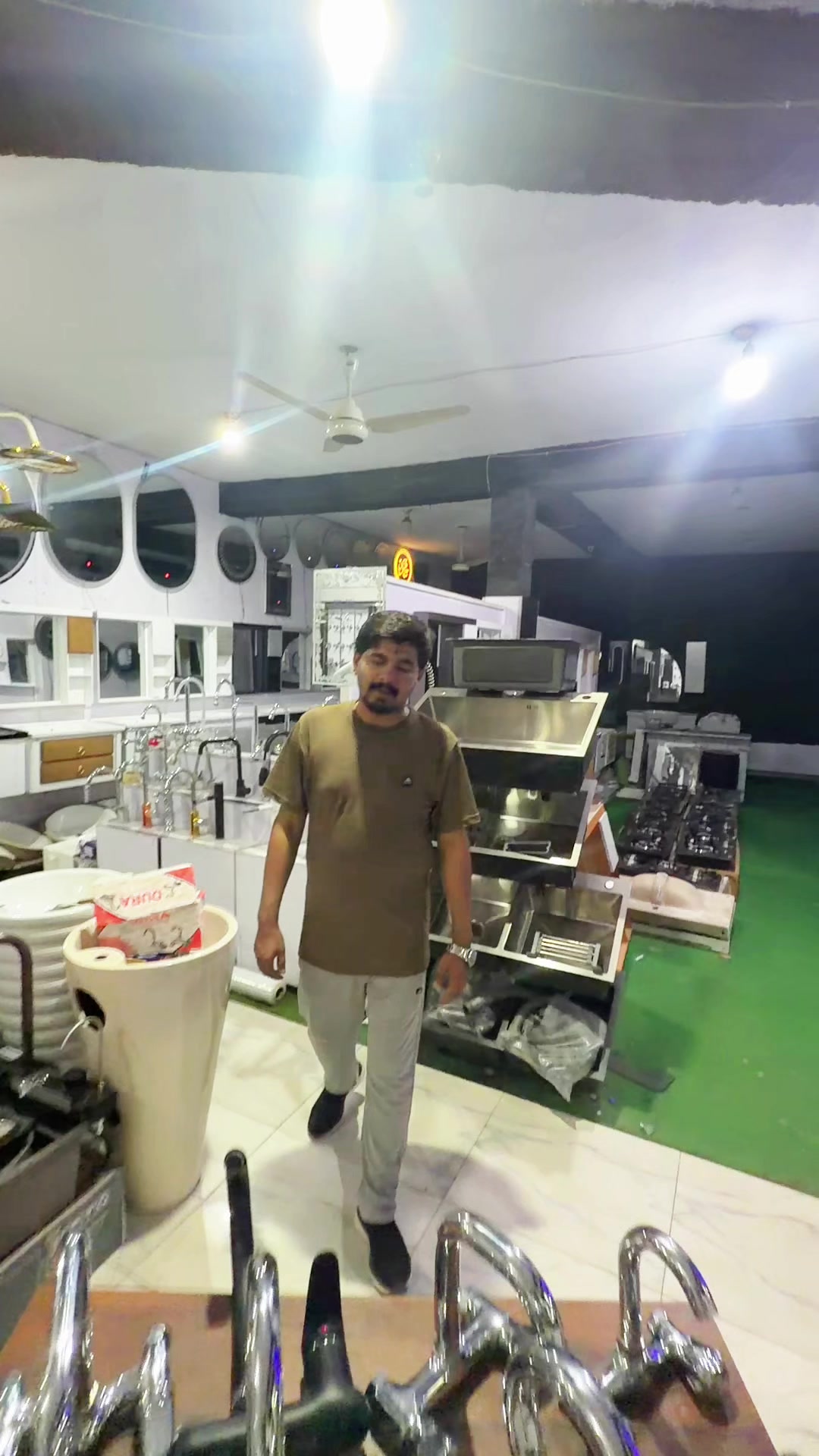 @Star Display Center
