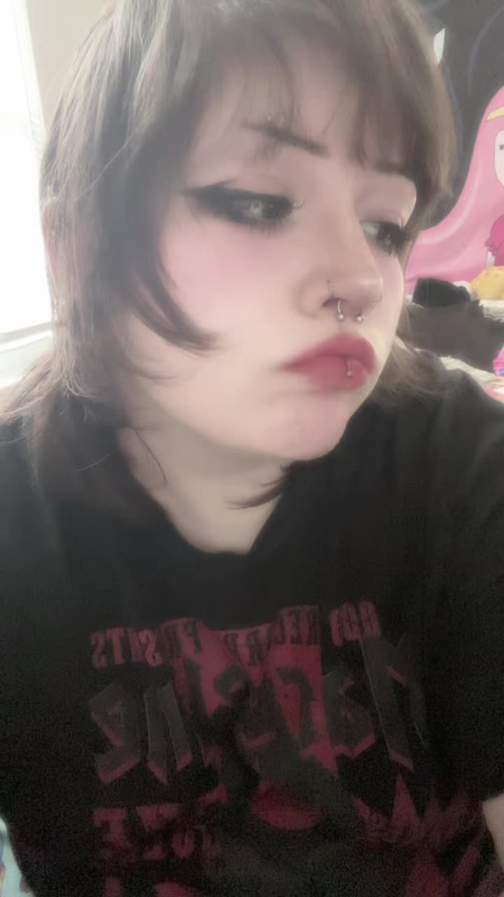 @Shayla🦇