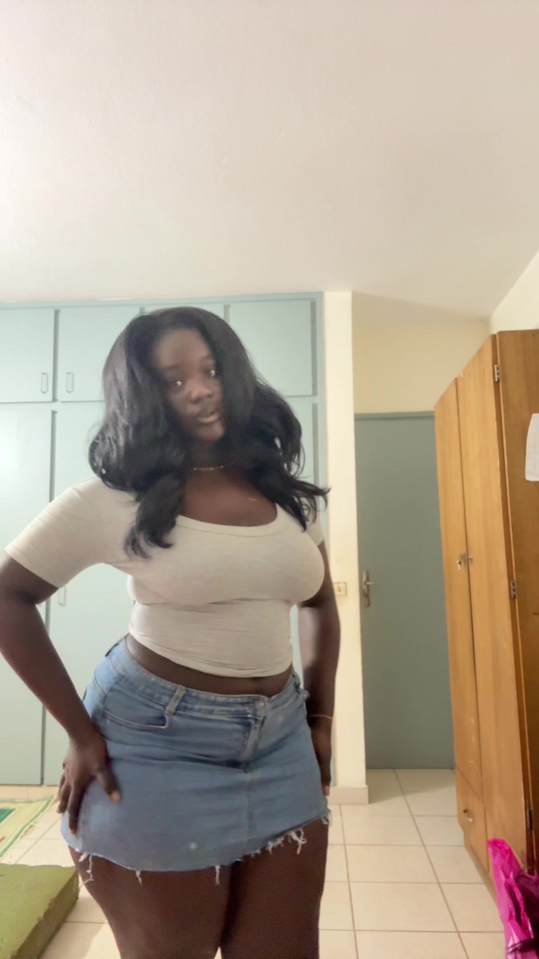 @𝑀𝒶𝓇𝒾𝑒-𝒹𝑒𝓈𝒾𝓇𝑒𝑒🇬🇭