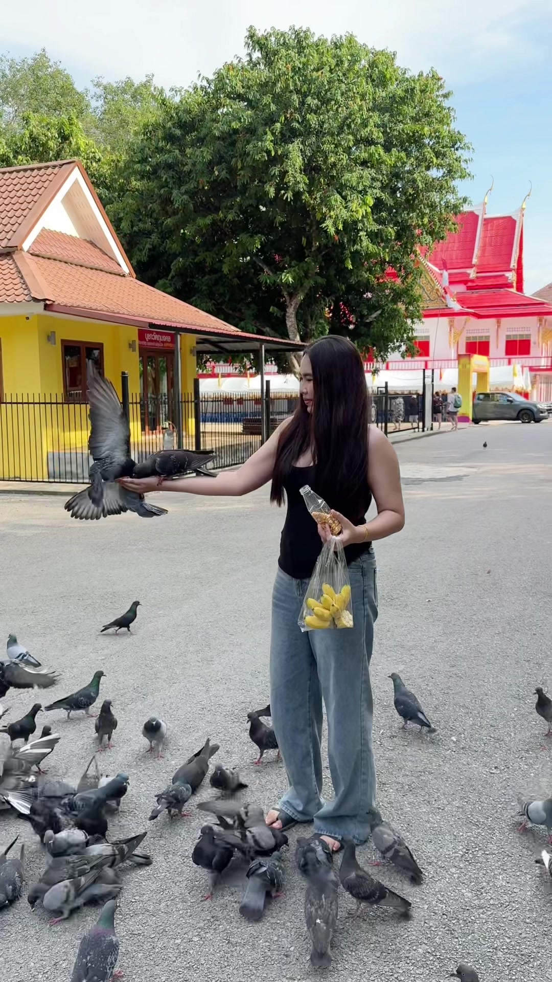 @ลูกอม ลลิดา🌴