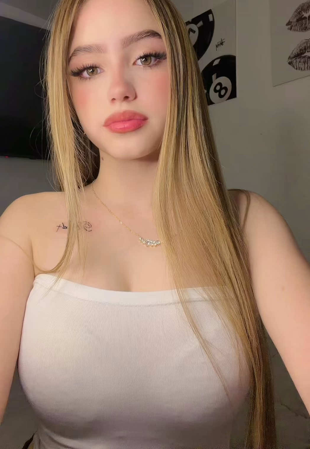 @𝐵👸🏼