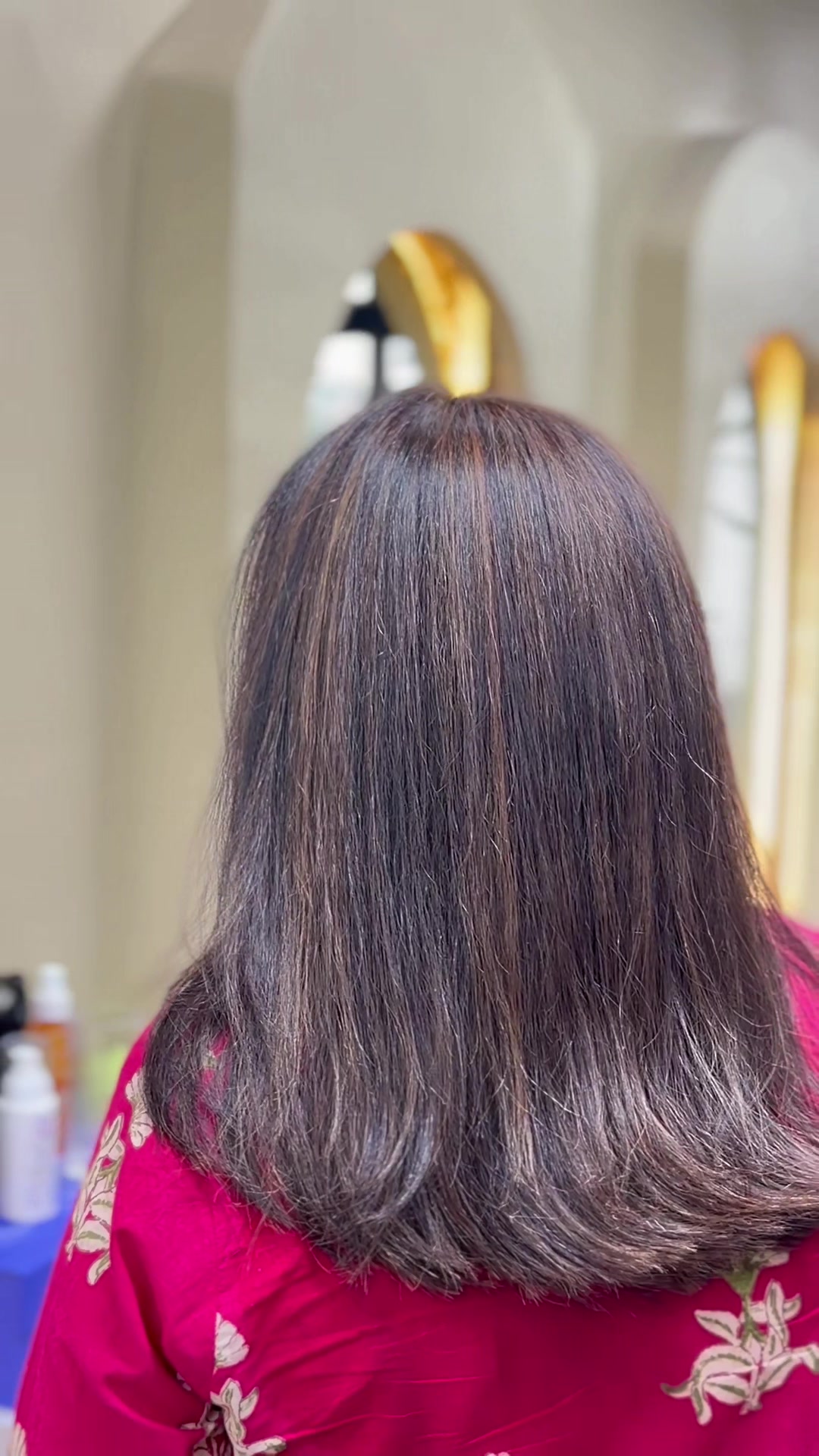 @Looks unisex salon