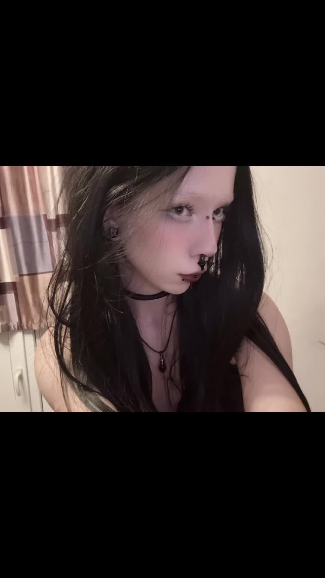 @чич🦇