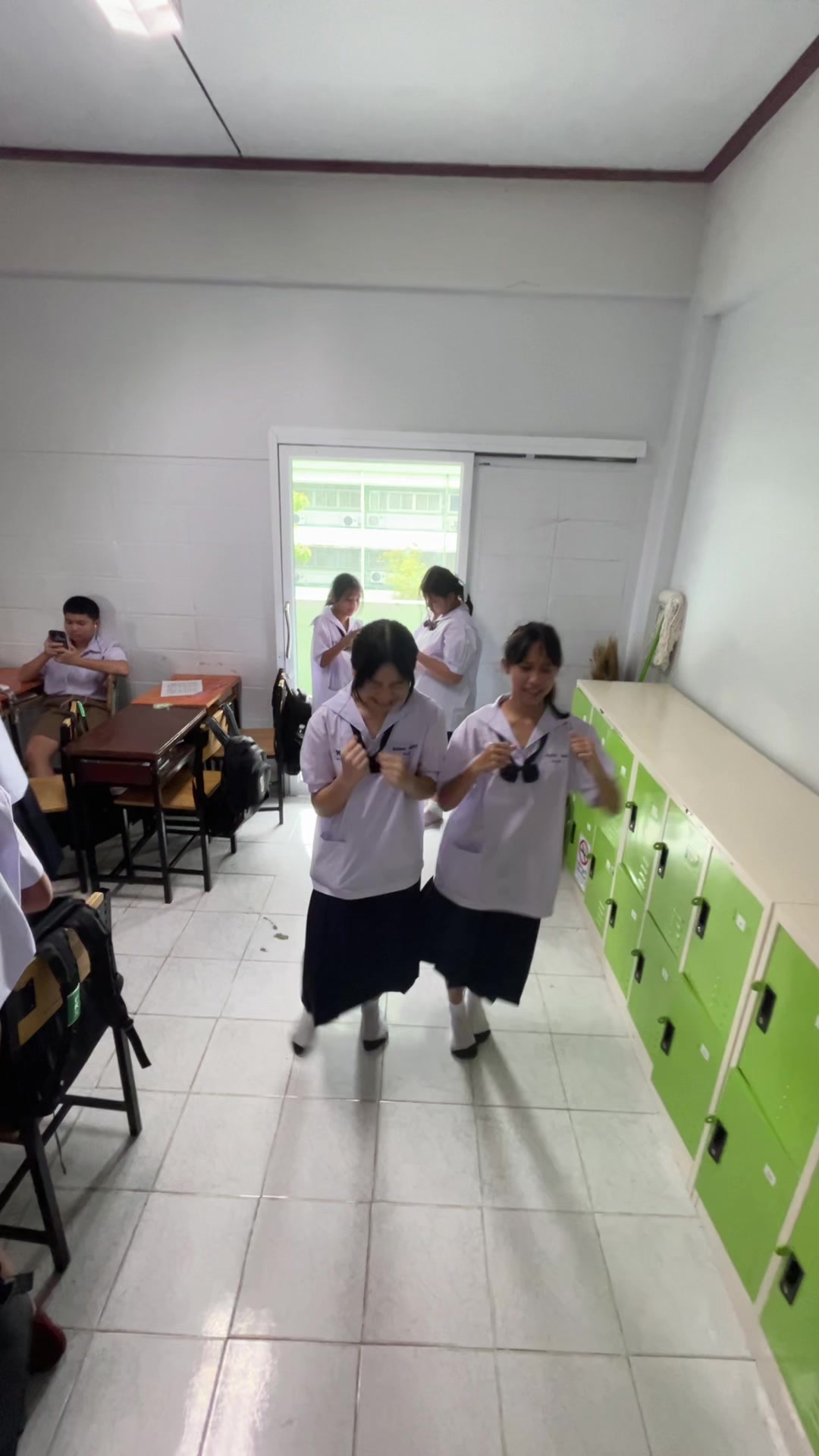 @มากงมาเกล