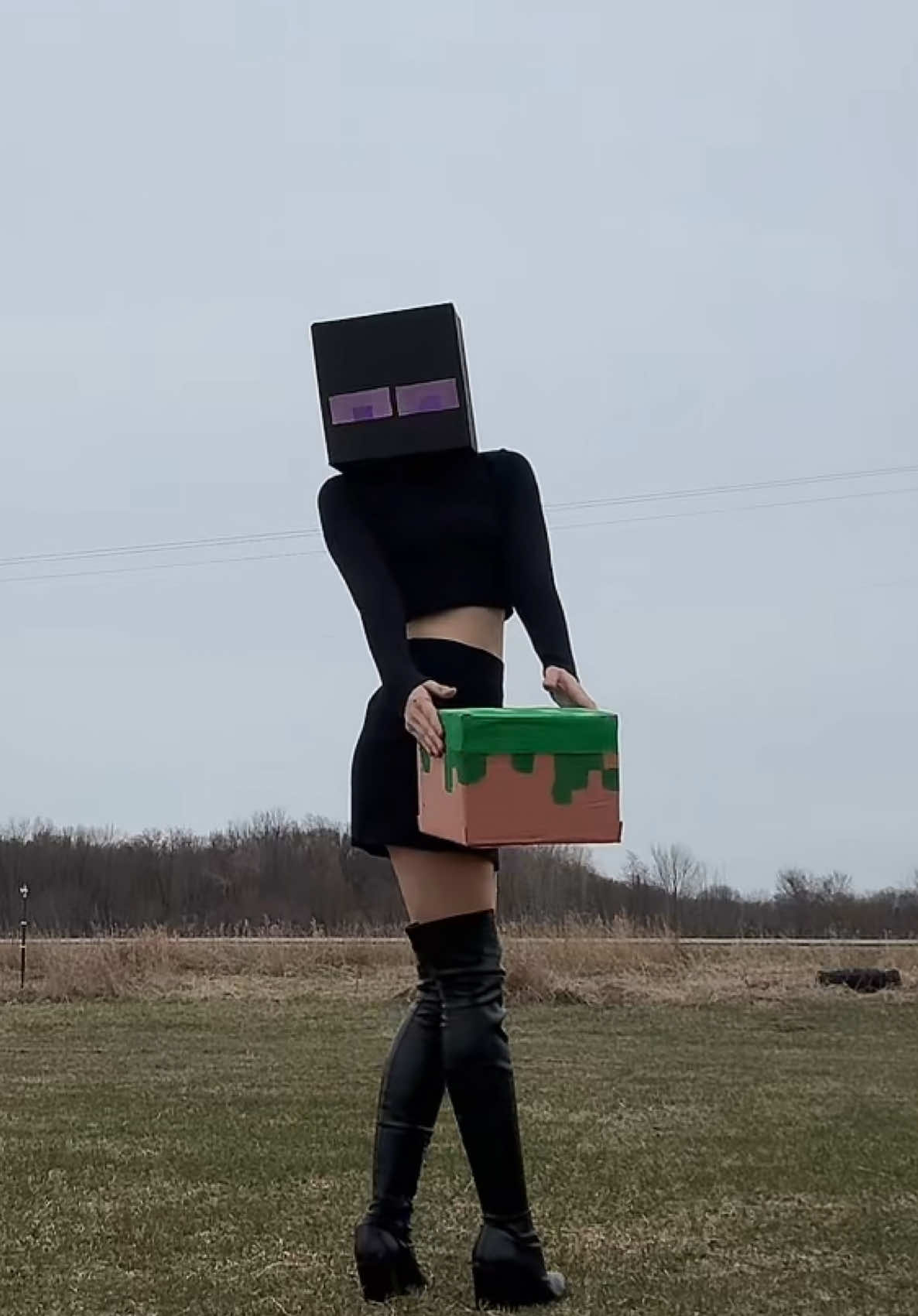 @notbakedtiara