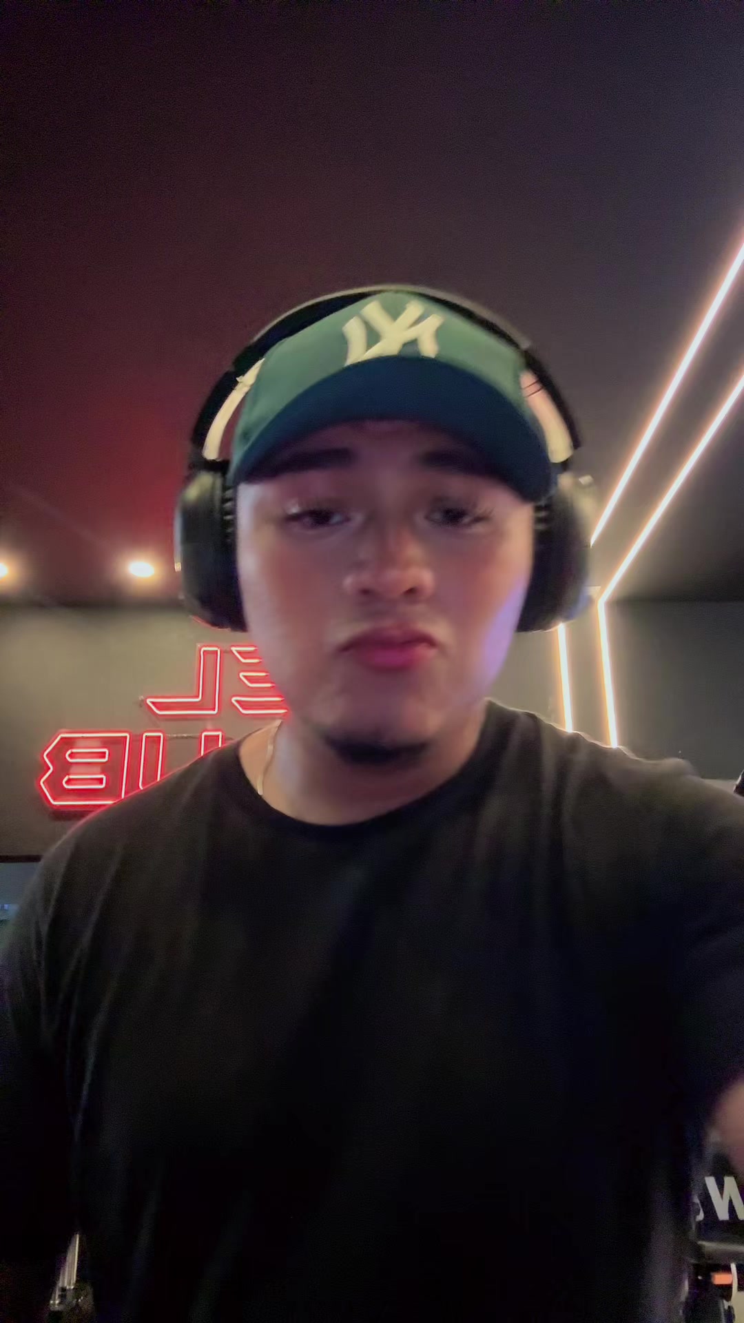 @Josh Alonzo 🤩 | ChuladaMayor