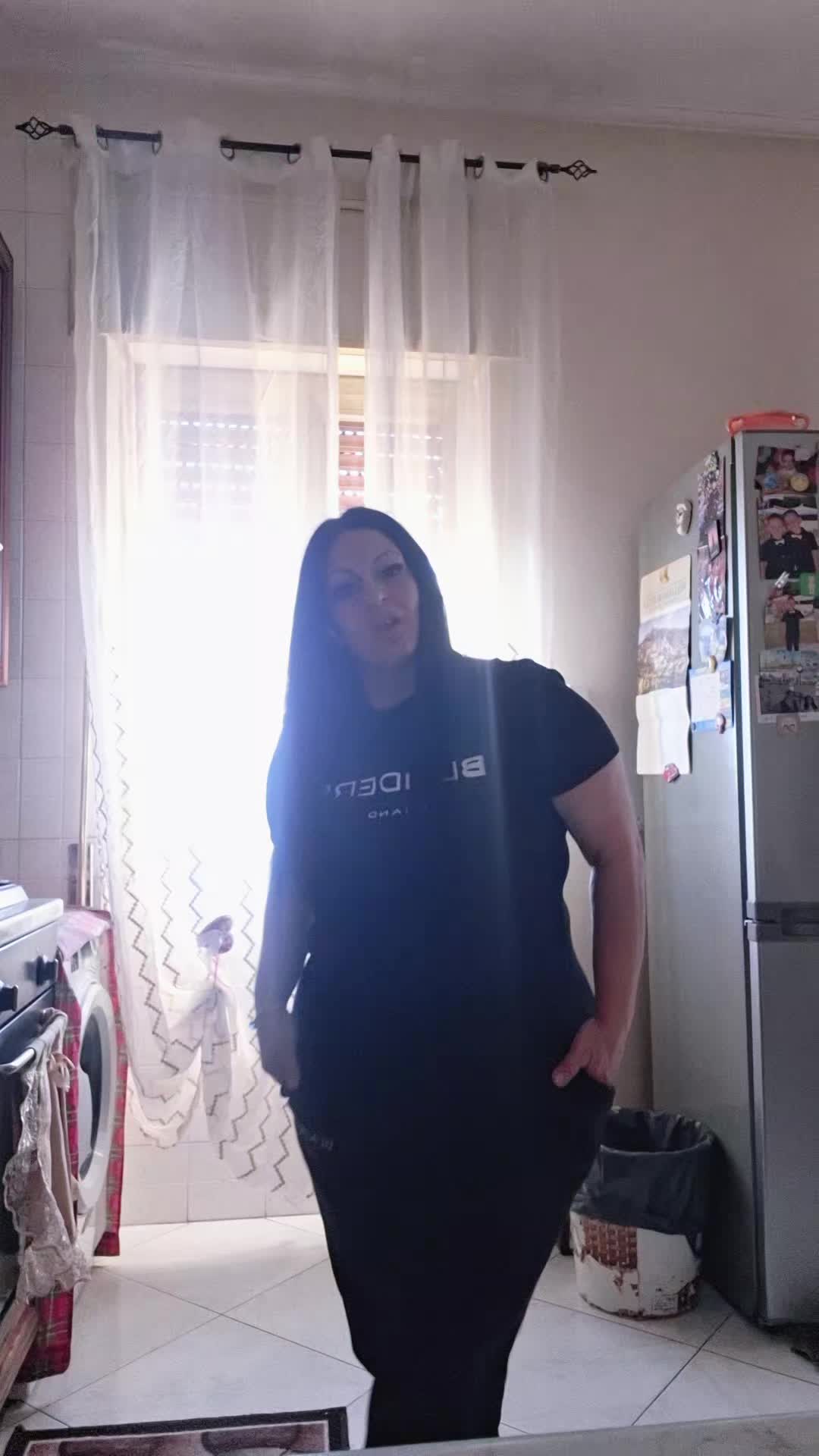 @👑Monica.85👑