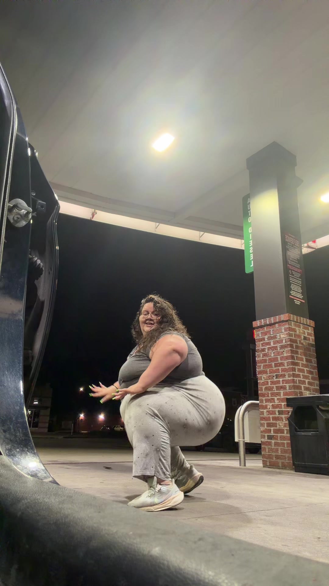 @LiLi 💋💃🏻