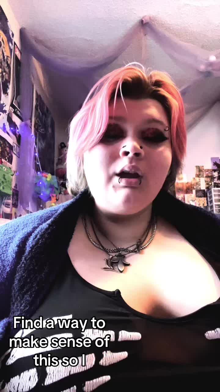 @Candi_Coat3d_B33tl3_Gutzz