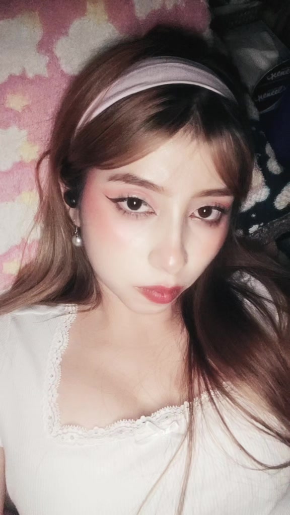 @Lena ♡