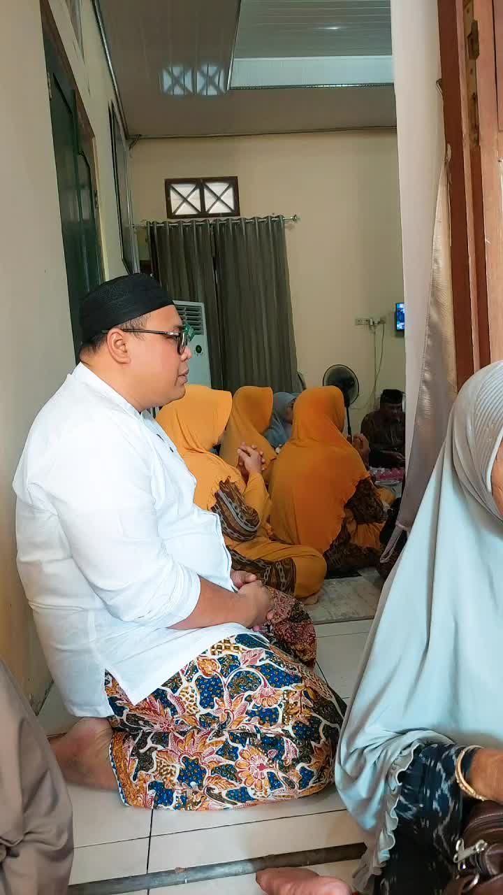 @MUTAQIN STAF AHLI BUPATI