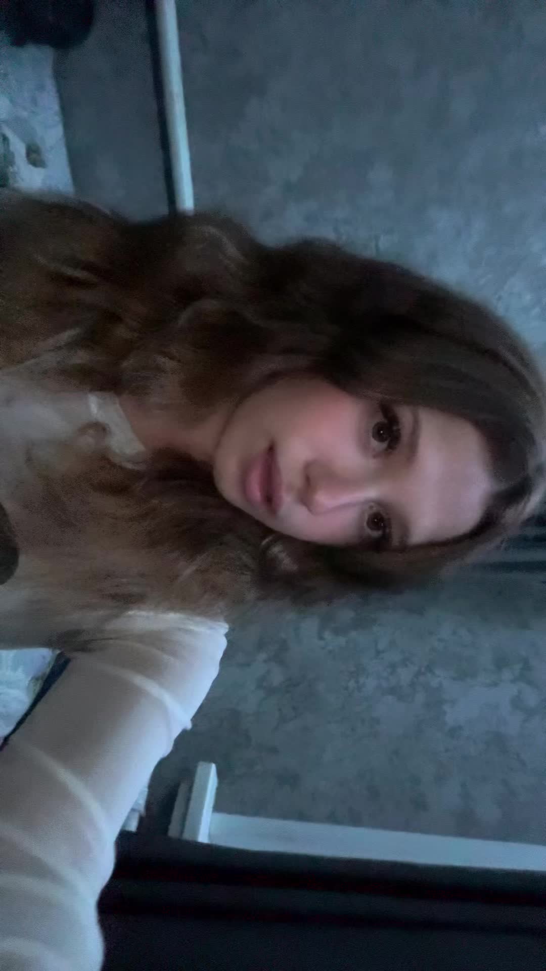 @vladikachika