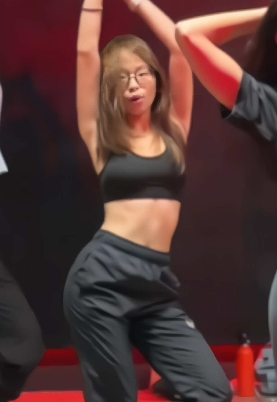 @yeji