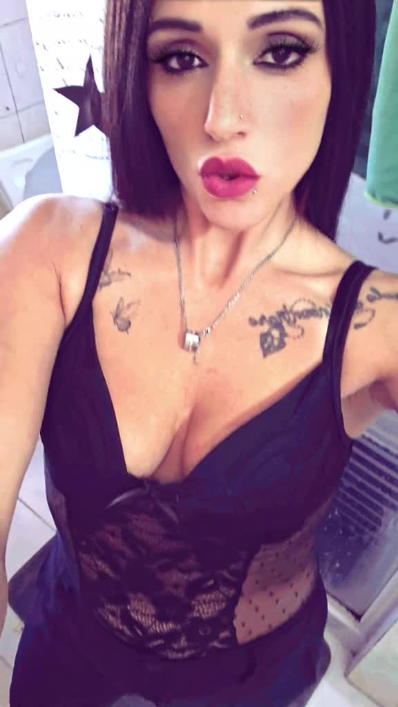 @Emilia86