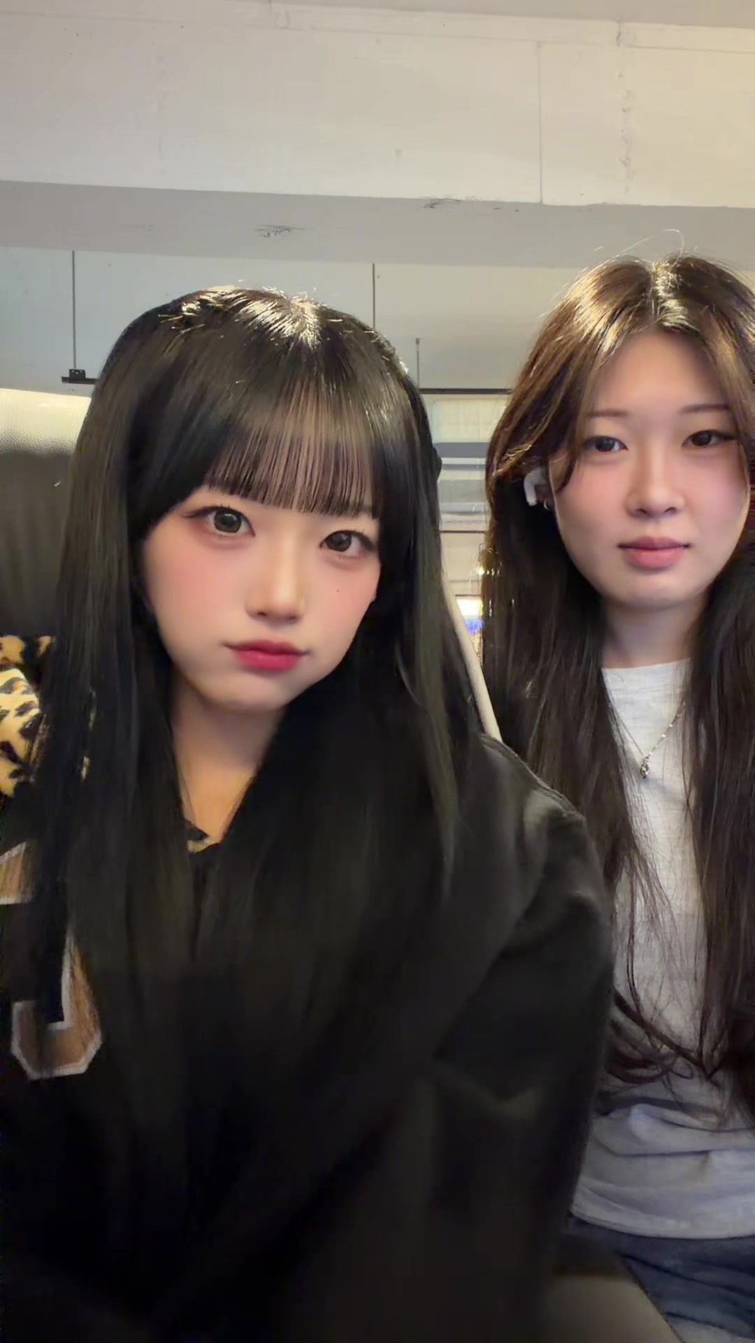 @점니