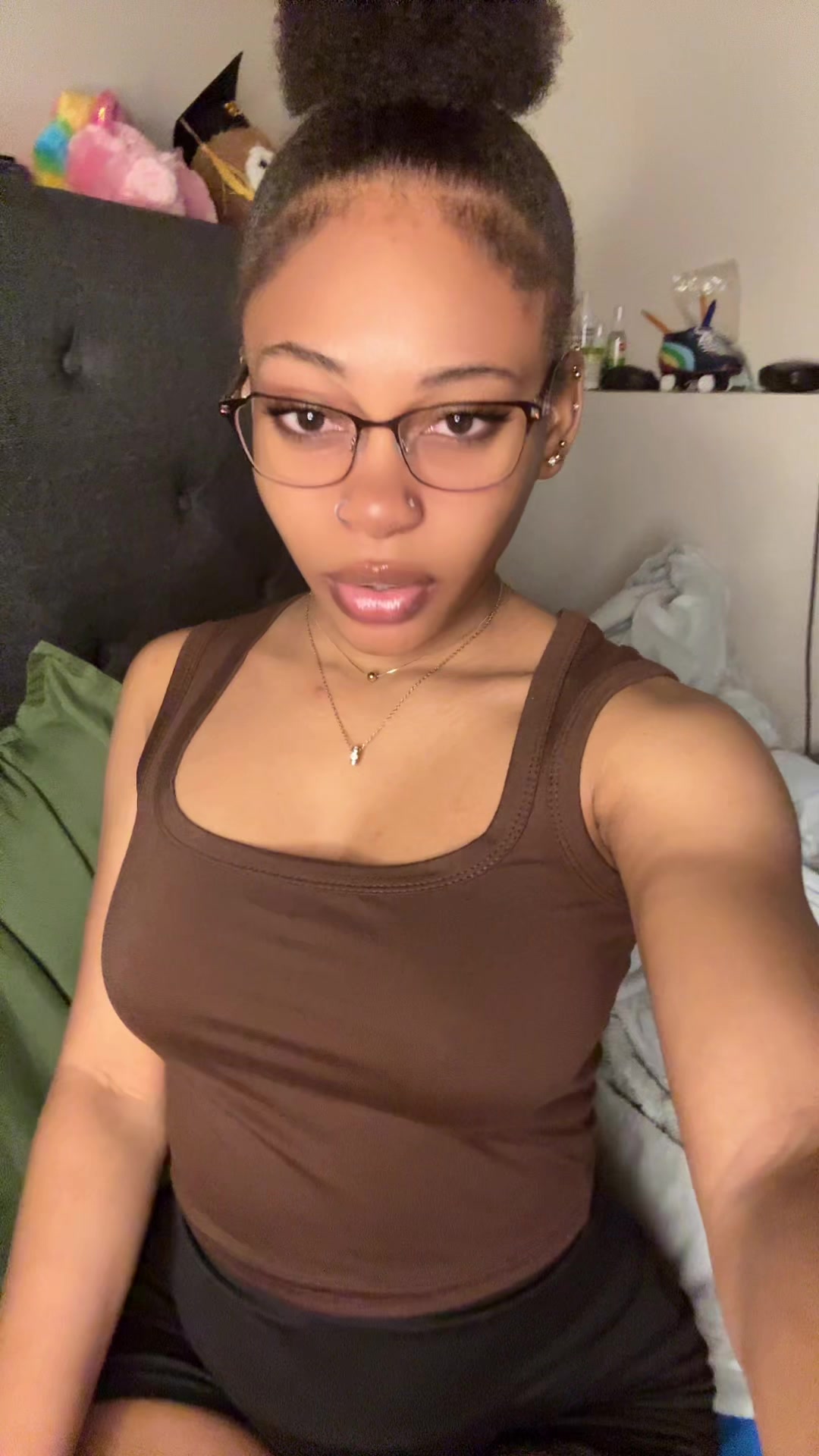 @Emily🖤👤