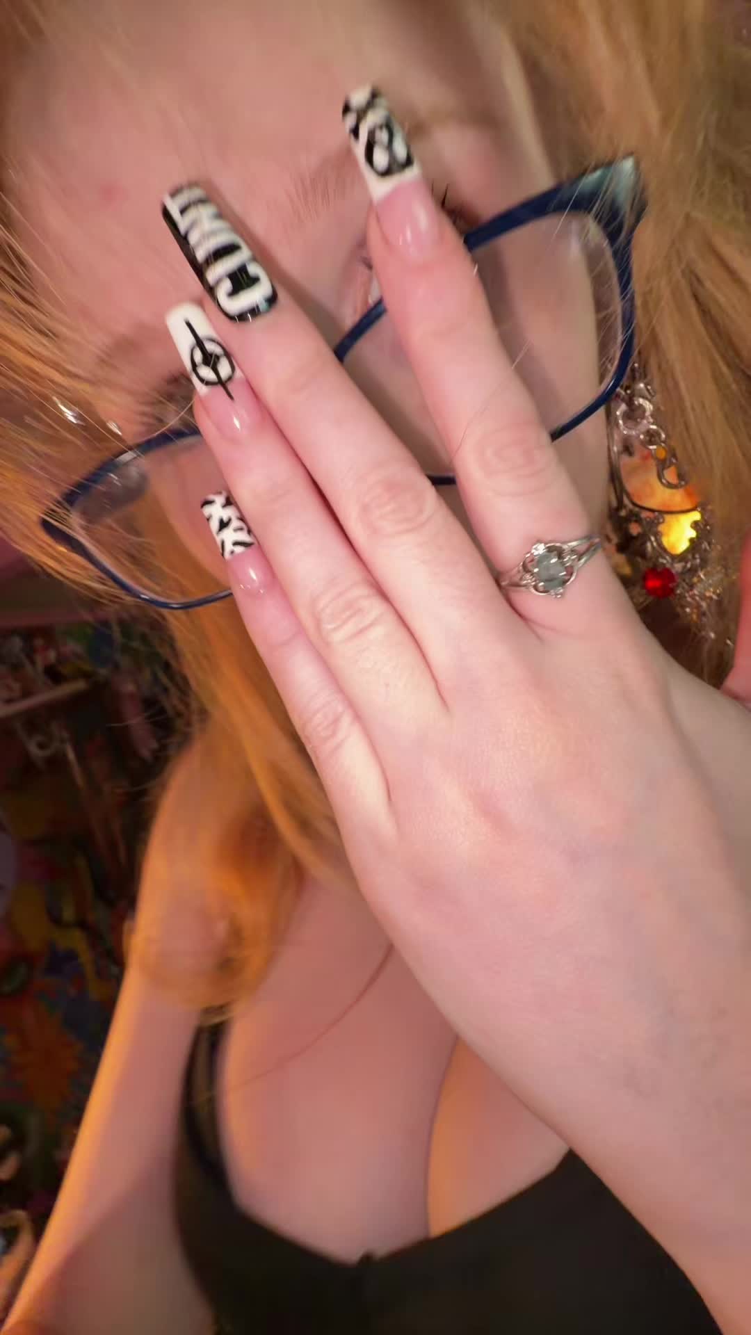 @Abby🦇