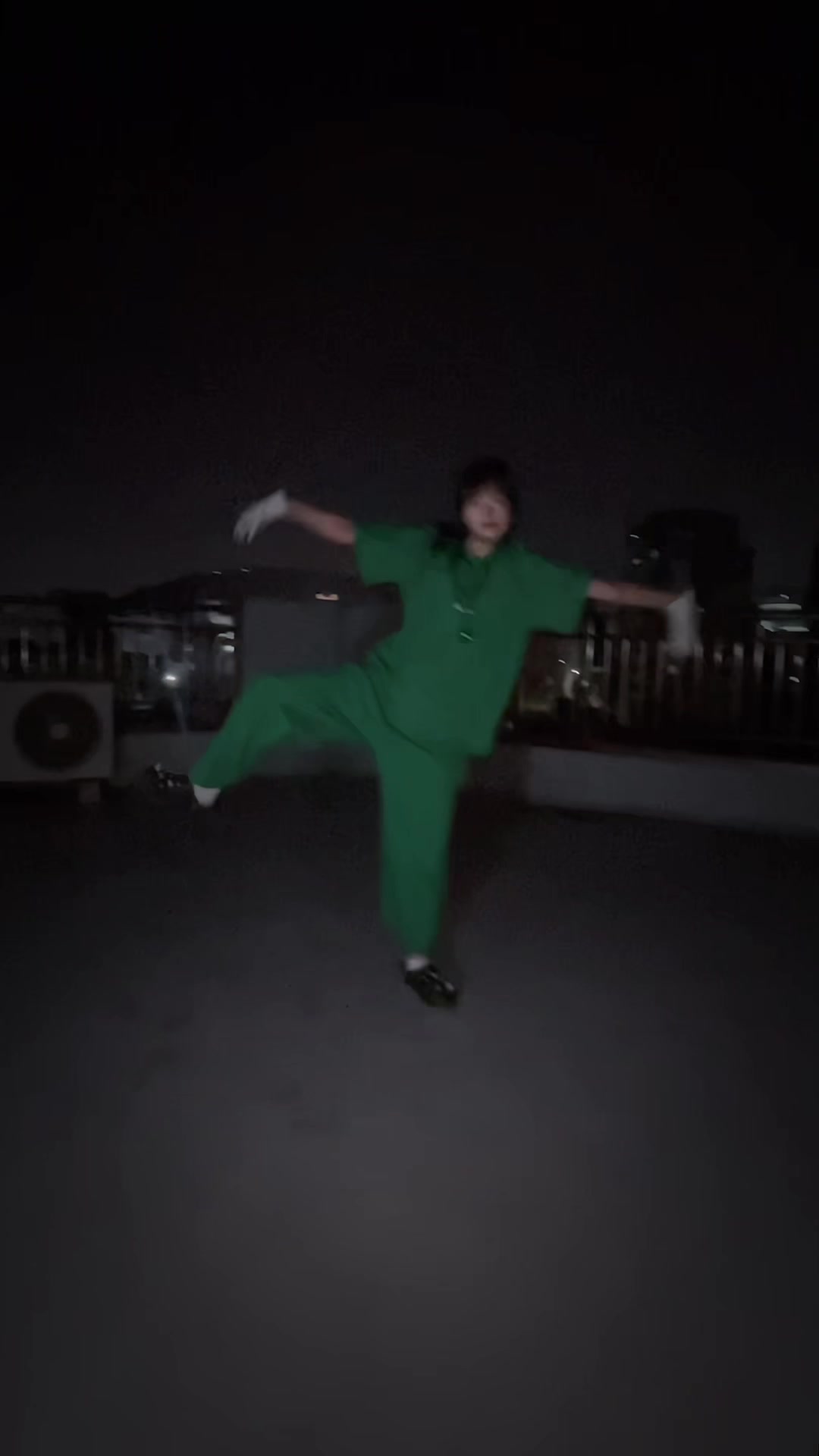 @싸루
