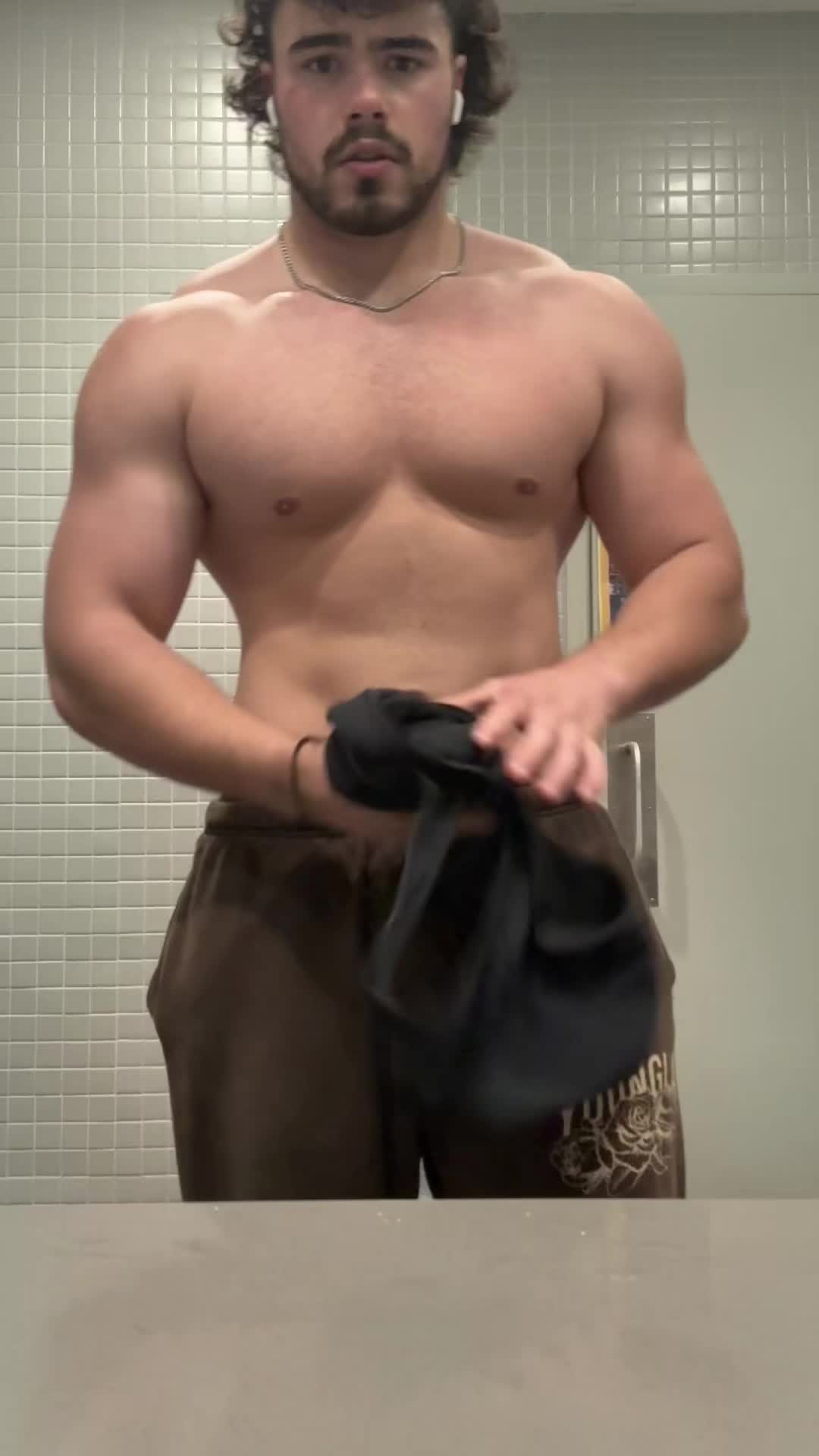 @rowenibanez