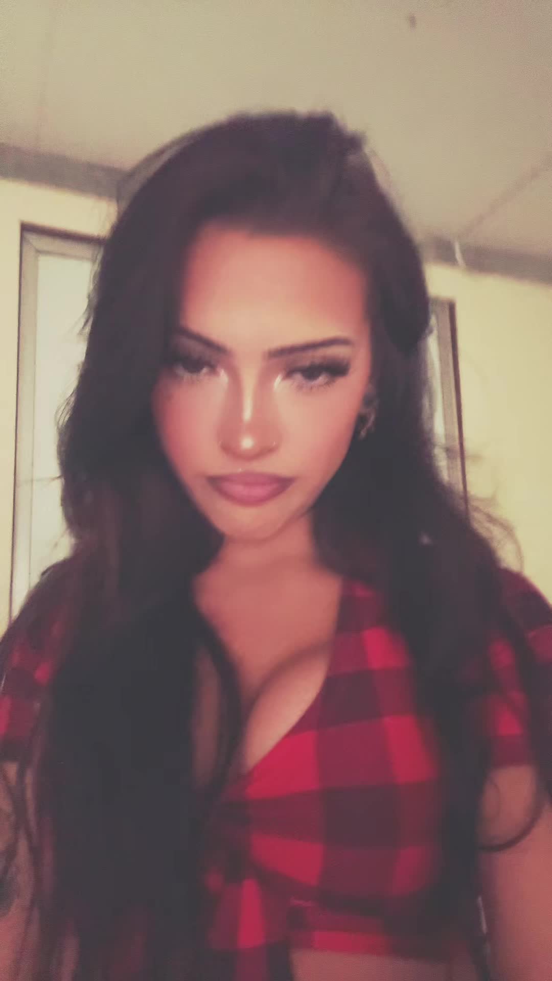 @llareignn
