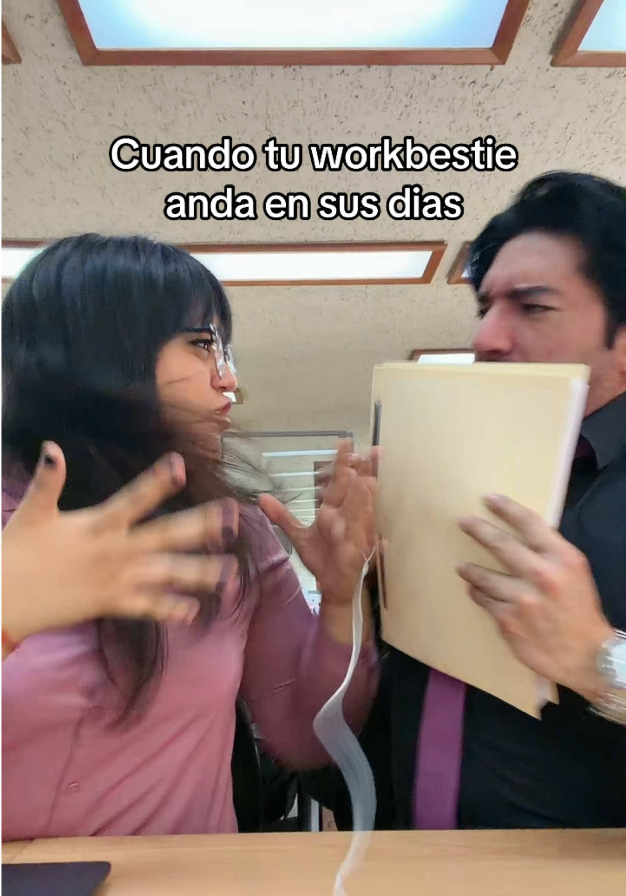 @crisvanz_