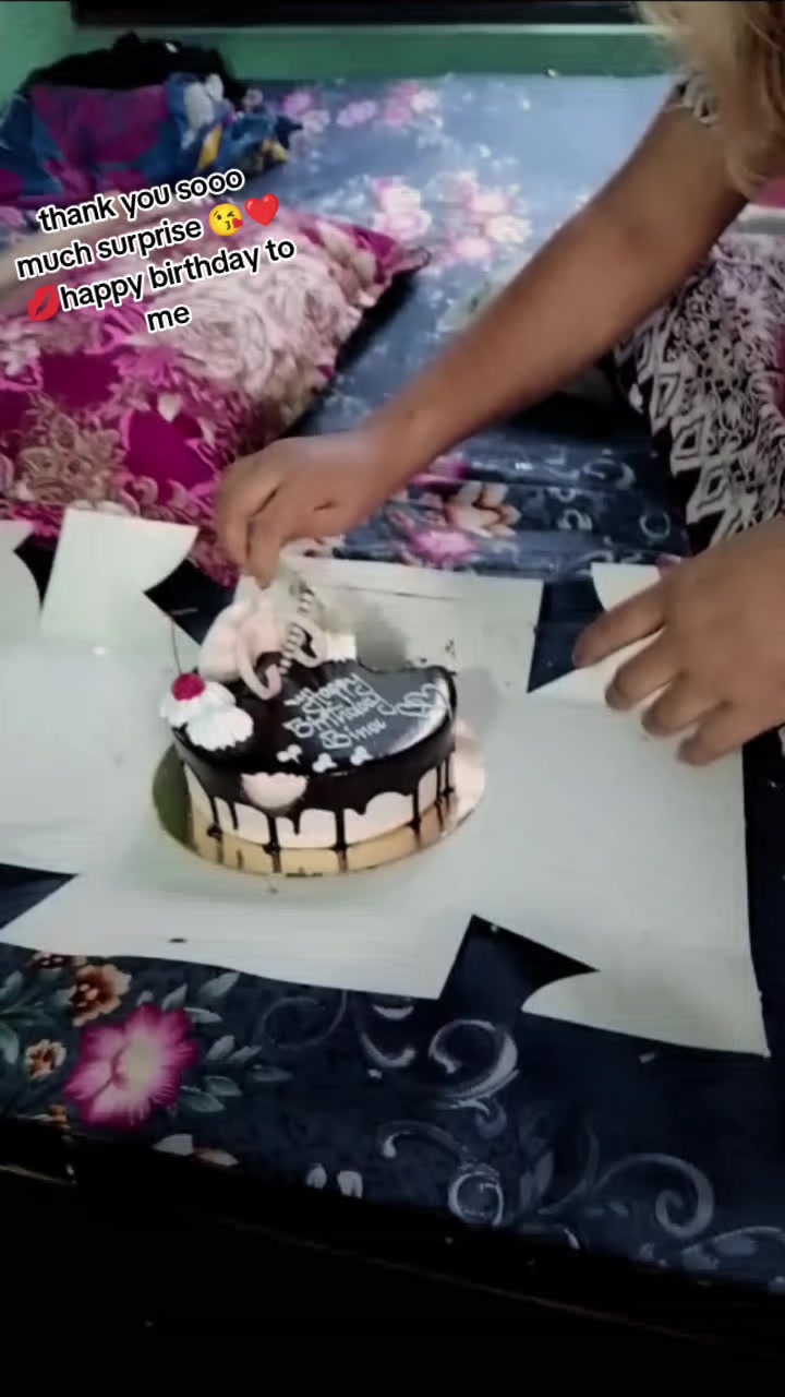 @बिना रसालि🥰