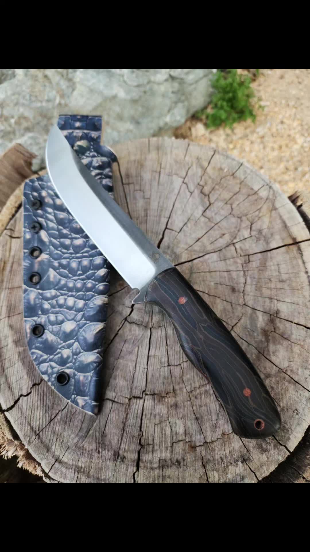 @diezknives