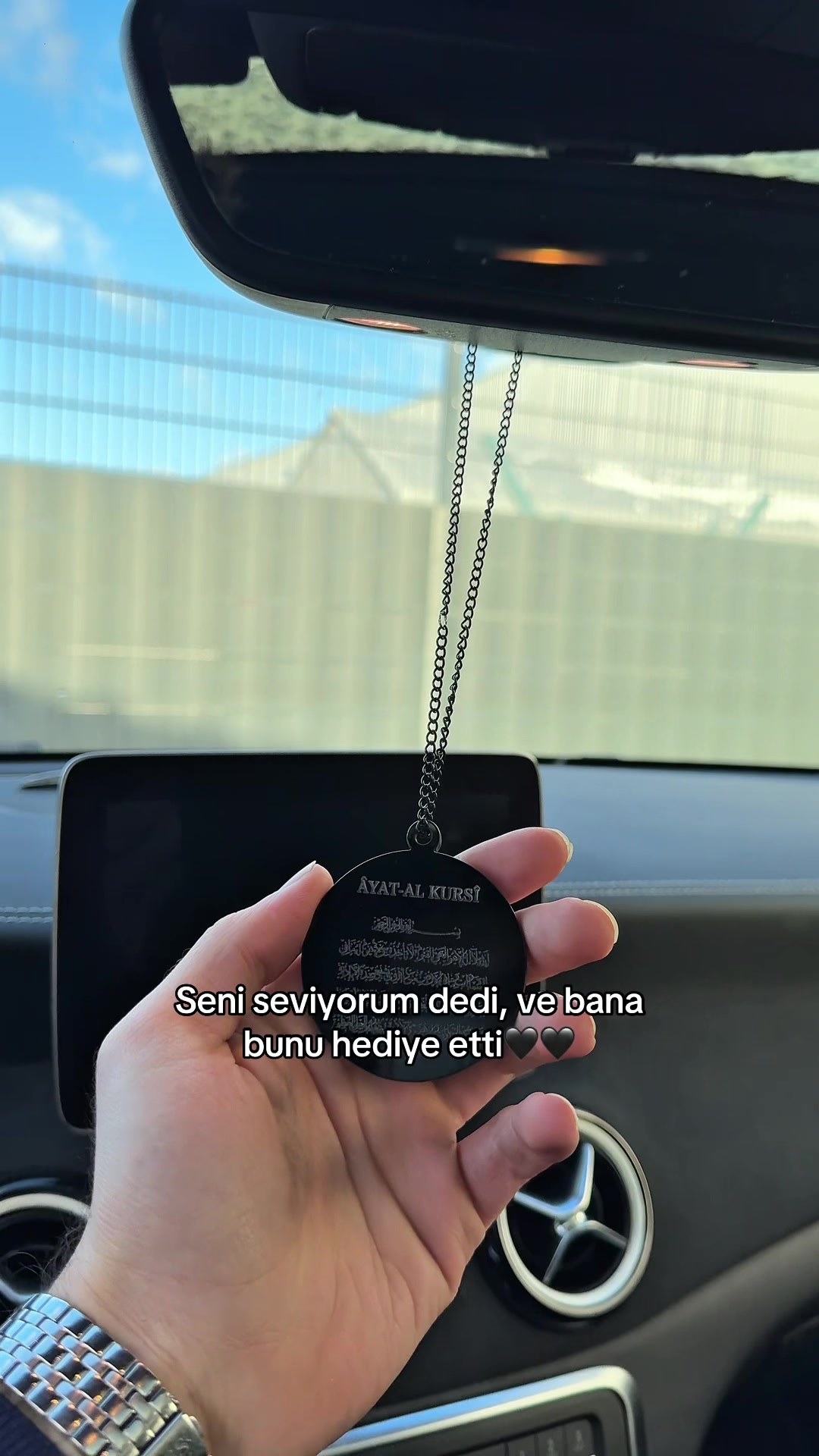 @Nehirbonboniere
