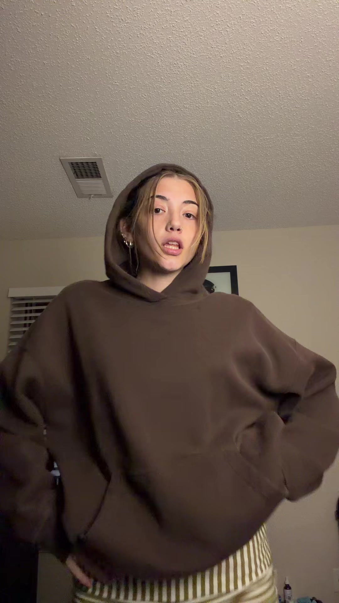 @_.trinnyy