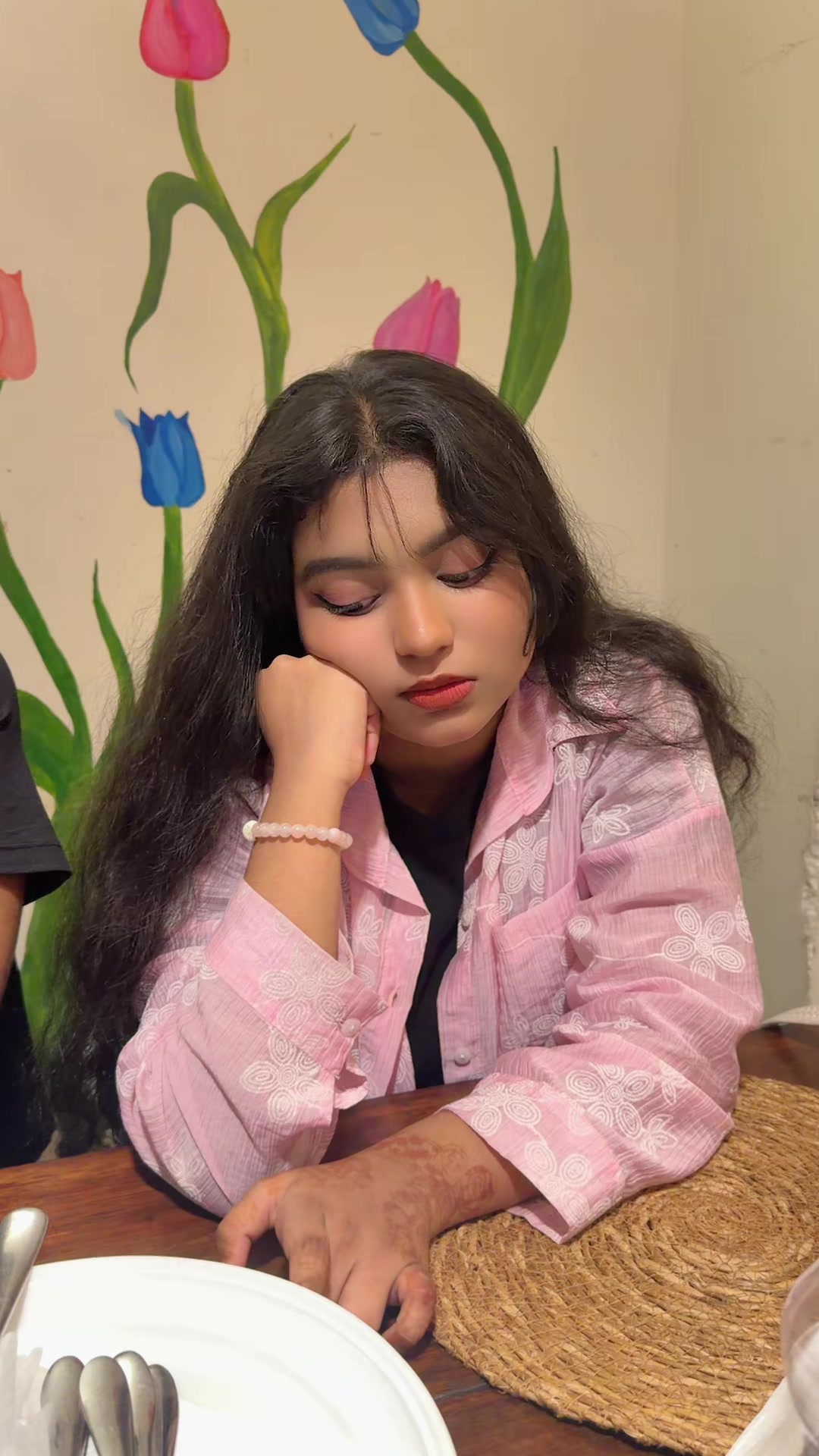 @Sara Vlogs
