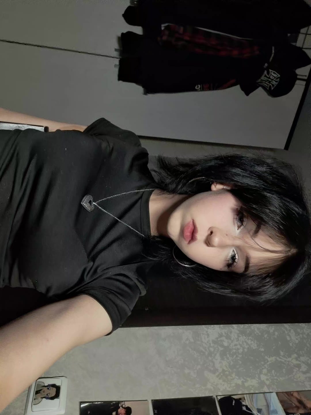 @xidhs@