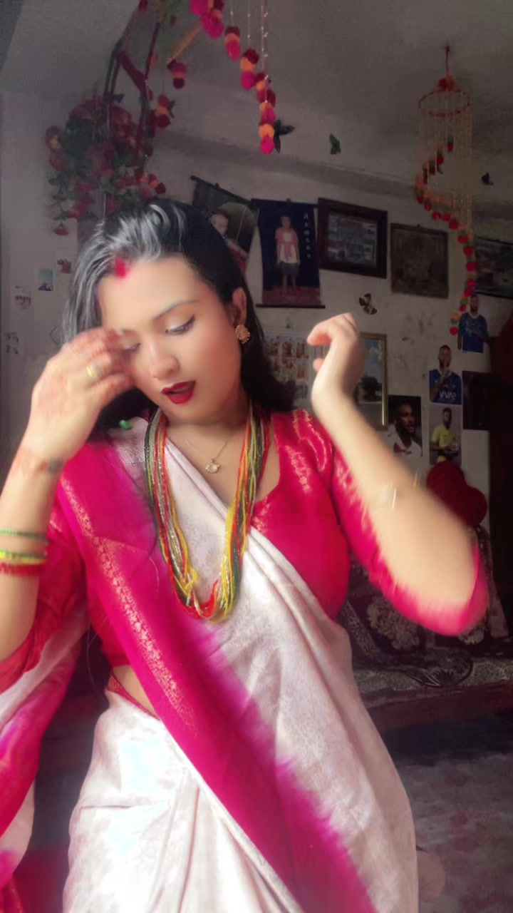 @Ayushu🤪