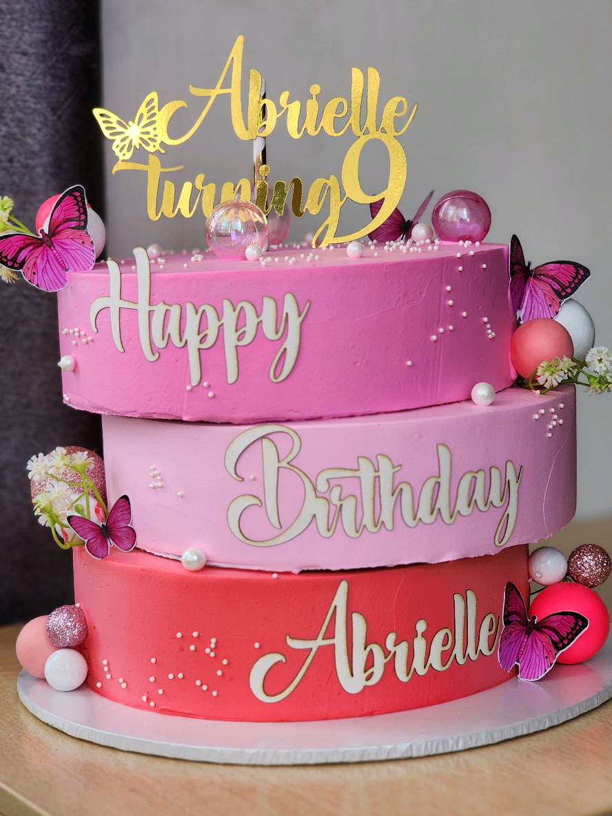 @Cakes by Yvonne🎂🧁