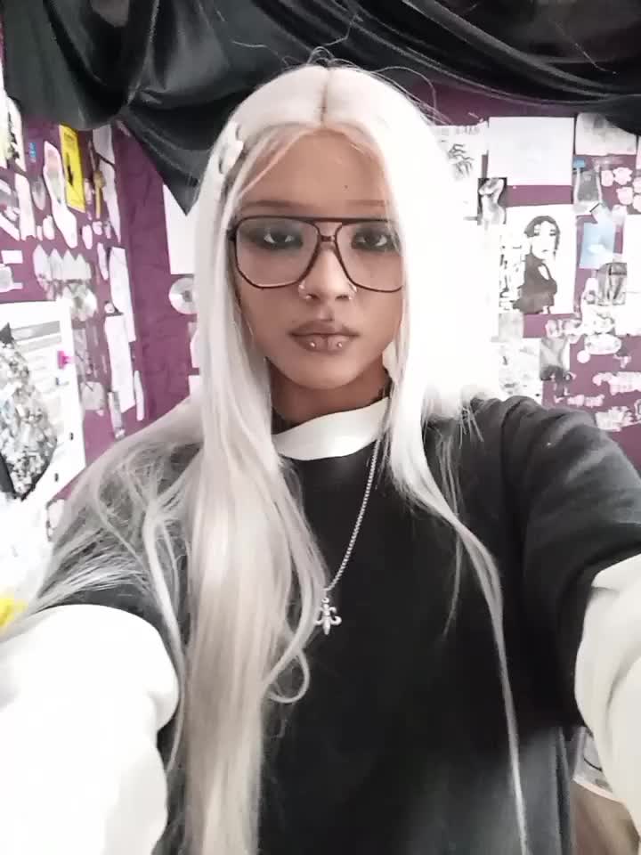 @naomi 👾💀