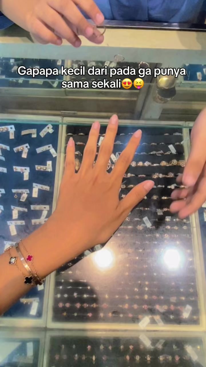 @Toko Emas Pelangi