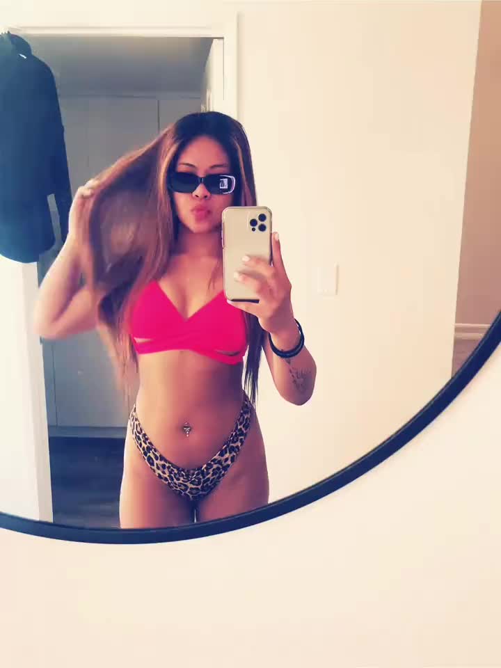 @chloee