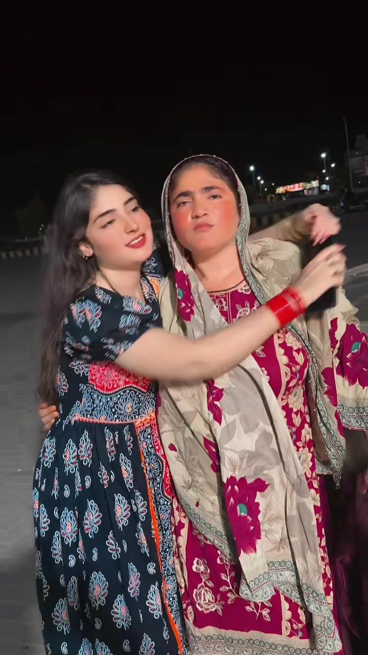 @Singer Parveen bahar