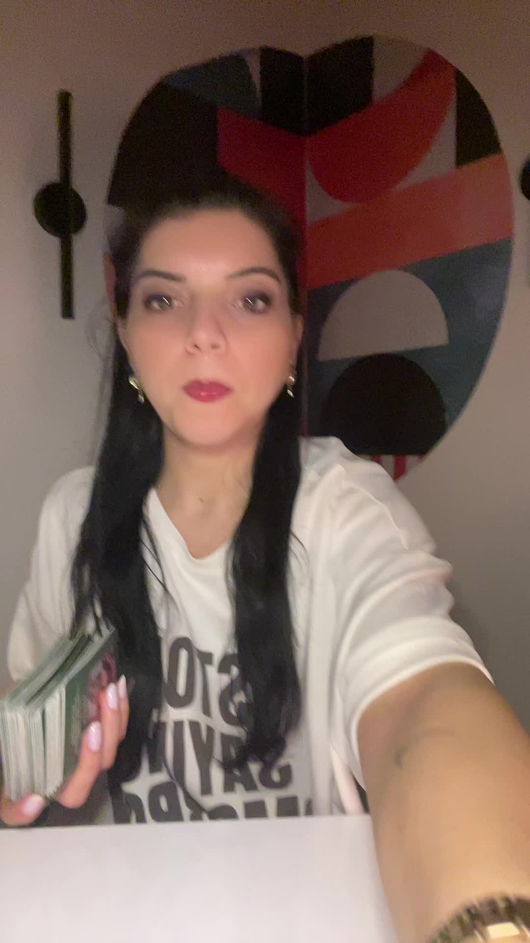 @Tarotungozdesiii