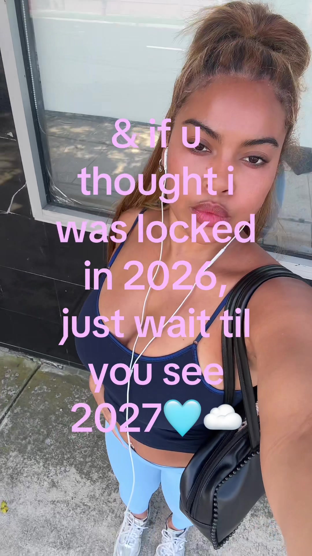 @dreamgirl1of1