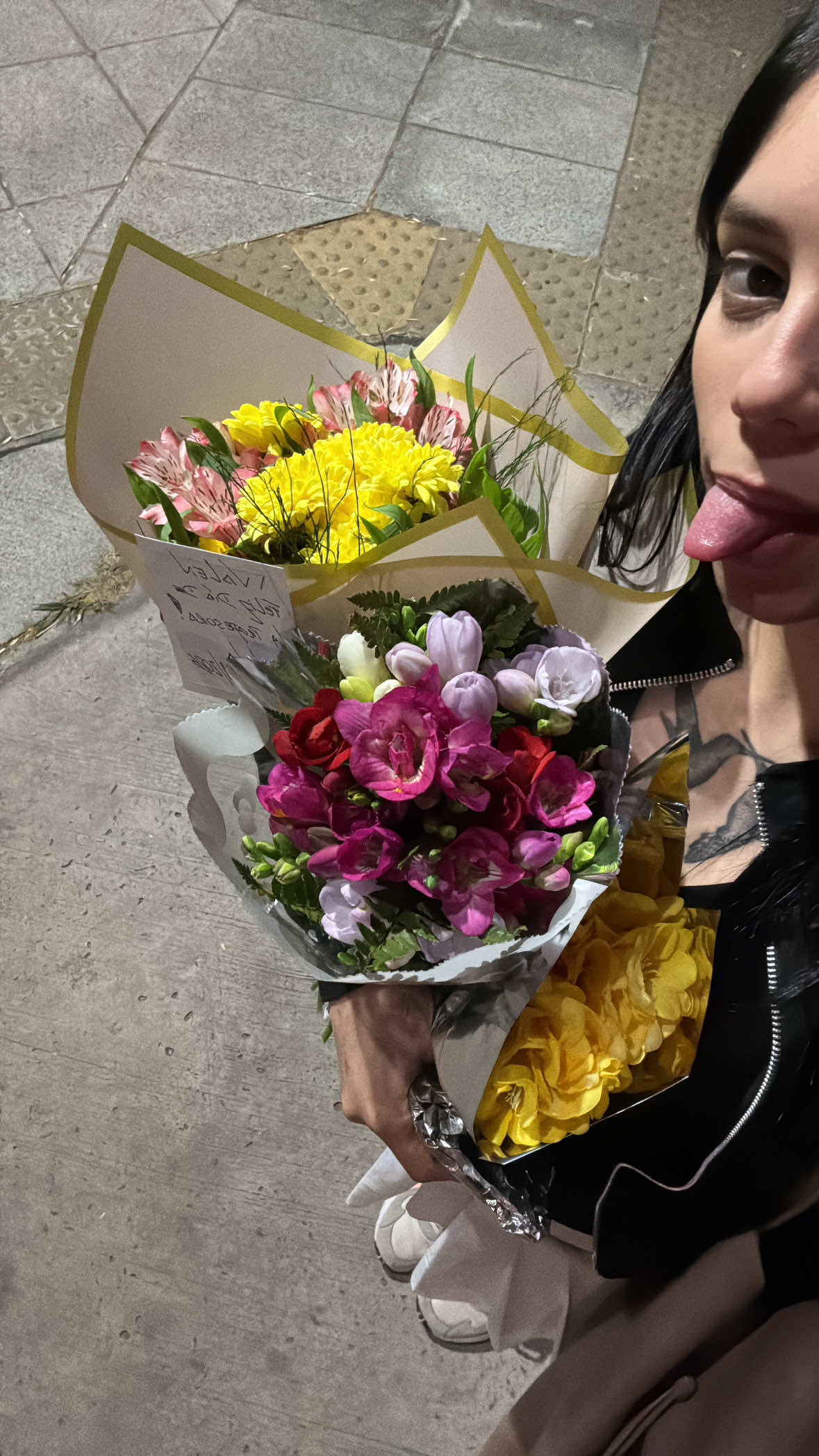 @VALENTINA