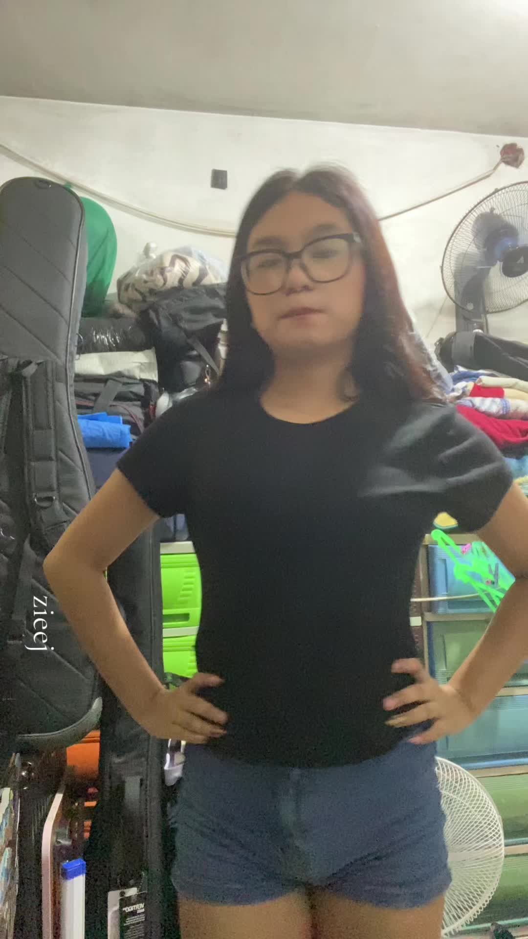 @hottiecokeee
