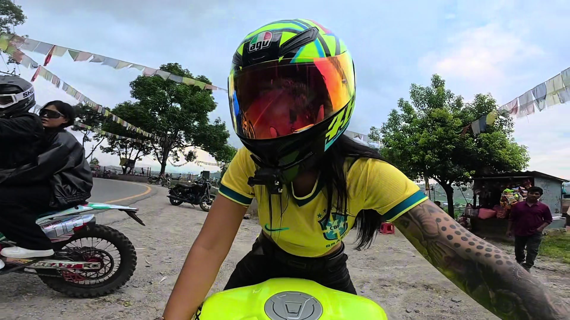 @Soni Rides