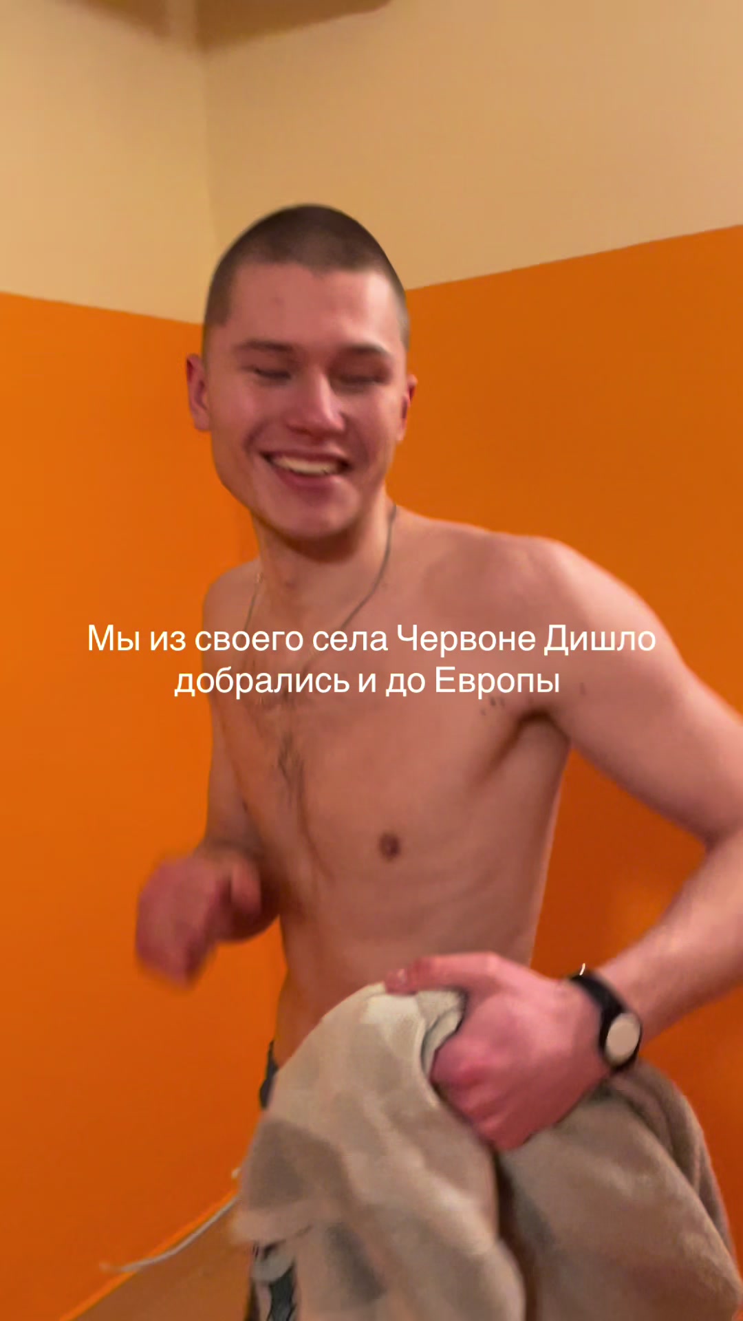 @EEZYUMDESIGN