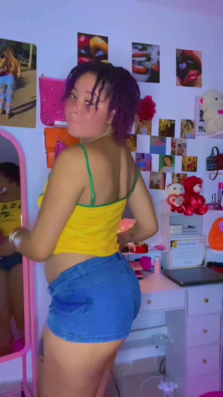 @Chica loca 🖤🖤🇭🇹
