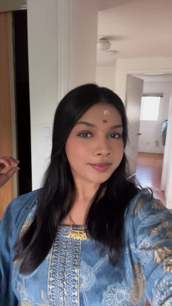 @Nivashiniii 💕