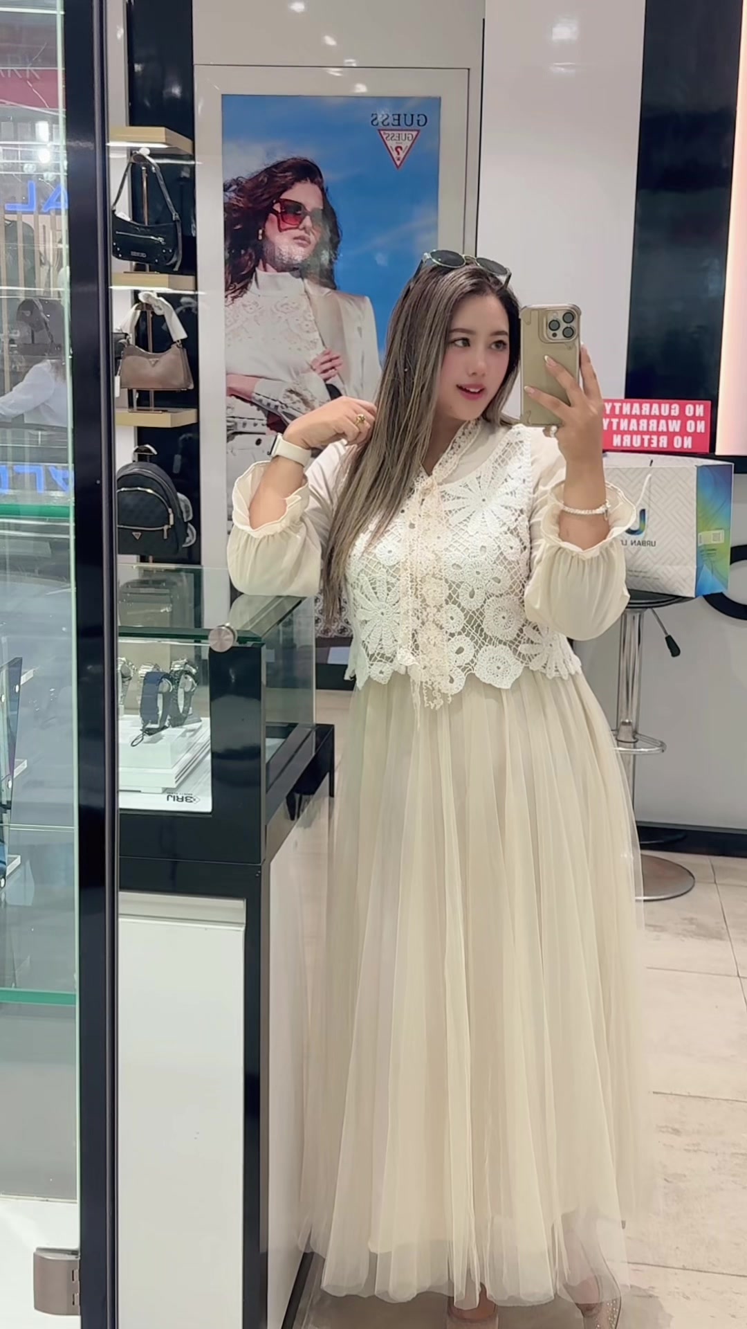 @Muna🍀🌸