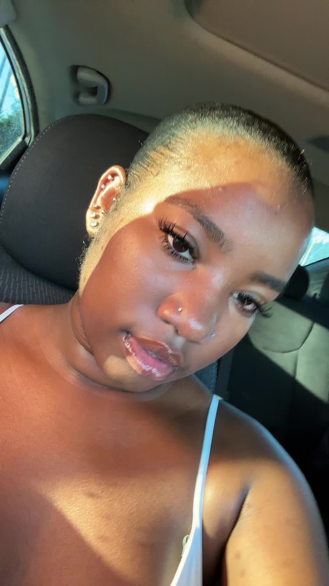 @moreofkb