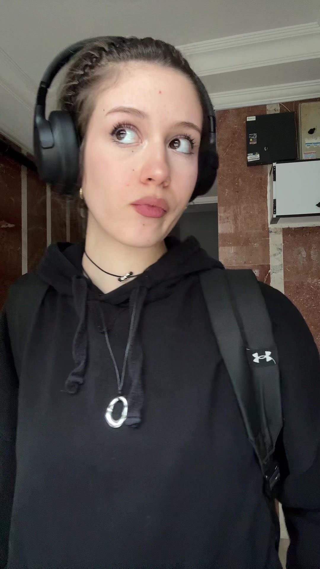 @estherᚐ҉ᚐ